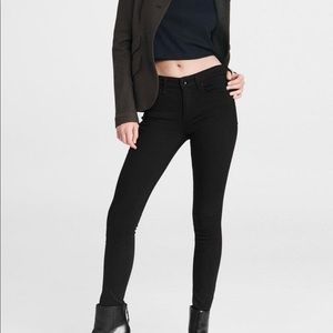 Rag & Bone Cate Mid-Rise Skinny Jean in washed black